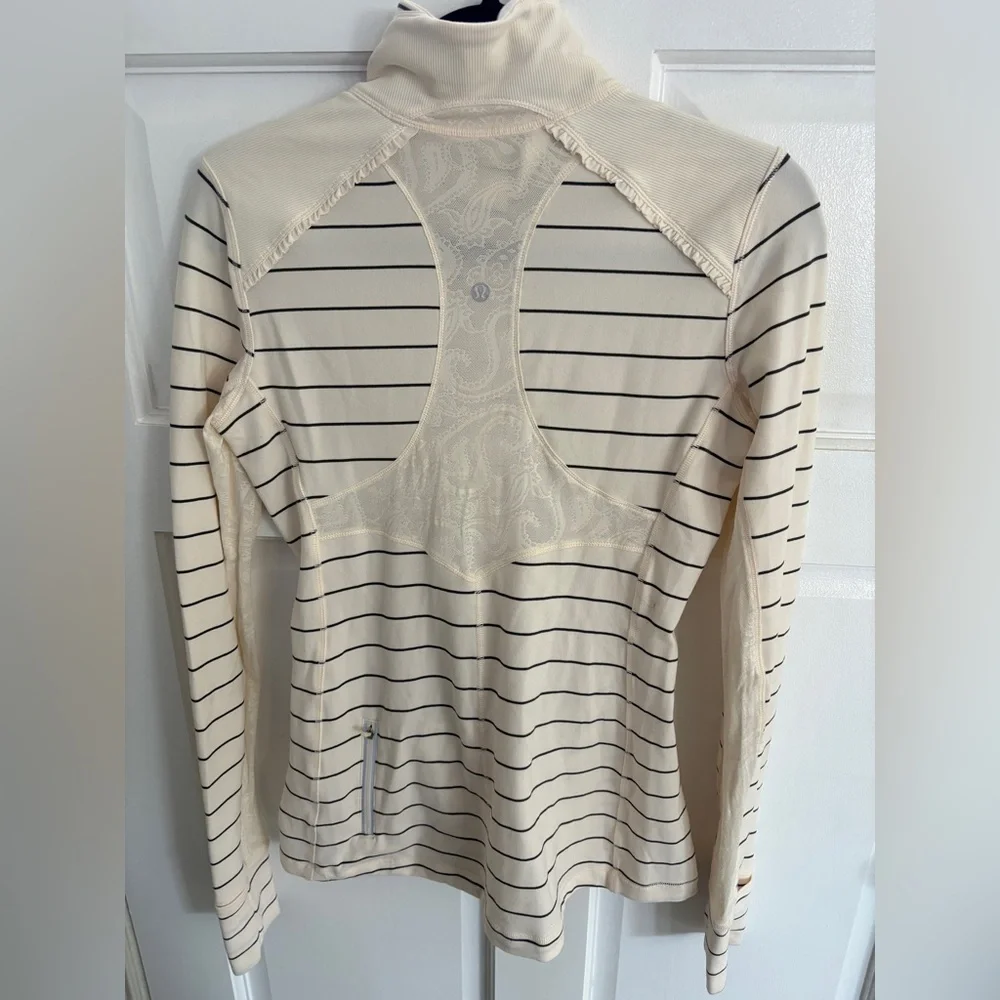 Lululemon Star Runner Sweatshirt Sz 10 - Picture 2 of 6